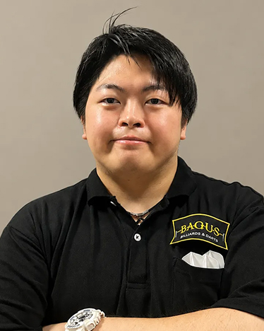横尾 俊